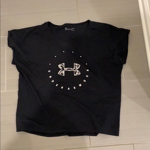 Woman’s under armour tee